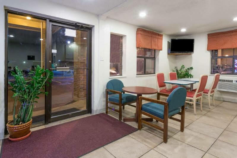 Super 8 By Wyndham Colorado Springs/Afa Area Ξενοδοχείο Εξωτερικό φωτογραφία